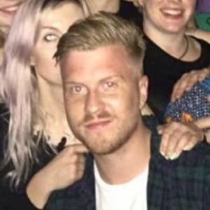 Meet your Posher, Jamie